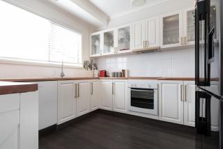 Perfect for Groups or Families in Prospect - Kings Meadows - 8