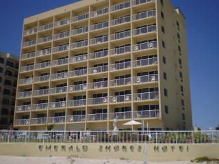 Emerald Shores Hotel - Daytona Beach - 1