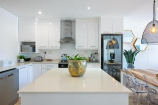 Stylish Penthouse Beacon Rock 321 with Inverter - Durban - 3