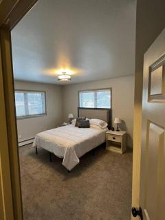 Top floor lakefront condo with Mountain Views! - 3