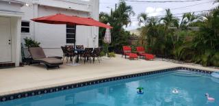 Poolside tropical getaway Easy access to fun - West Palm Beach - 0