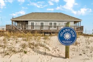 Island Sun - First Row Beach House! Fun and games galore - including a private volleyball pit! home - Dauphin Island - 9