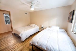 Tucked Away Off Brady - 4 Beds - 1