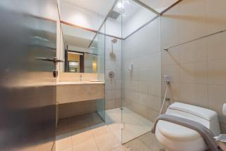 RedDoorz Plus @ Cipaganti Street 3 - Bandung - 8