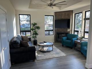 Two bedroom with river access - 2