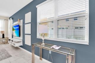 Comfy House at Compass Bay CB102 - 2