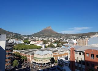 One Bedroom Apartment in the Heart of Cape Town - 4