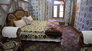 WANI GUEST HOUSE - Gulmarg - 9