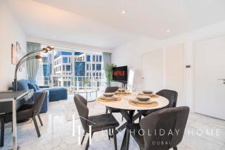 LUX The Pad Executive Suite Canal View 4 - Dubai - 0