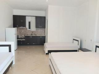 Blerta Apartments - Borsh - 2