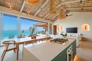 Bohemian Chic Seaview Villa - 5