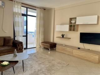 Spacious 3 Bedroom Apartment in Vollga promenade - 0