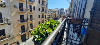 Plumeria Vacanze in centro a Palermo- Isidoro Carini zona Politeama - 1