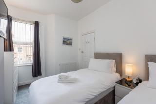 Coastal Escape close to North Bay- Pet Friendly - Scarborough - 4