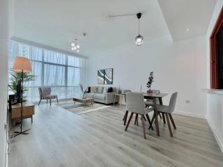 Bright And Stylish 1bed Near Metro - Dubai - 9