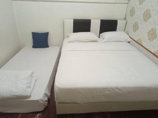 15 Homestay - George Town - 6