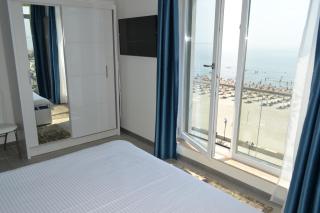 Panoramic SeaView Apartment Spa&Pool Resort - parking - 5