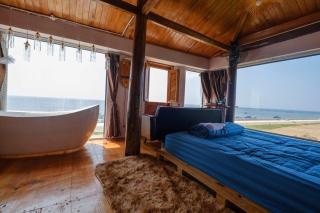 Oceanside Villa Phuquy Island - 8