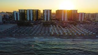 Panoramic SeaView Apartment Spa&Pool Resort - parking - 6