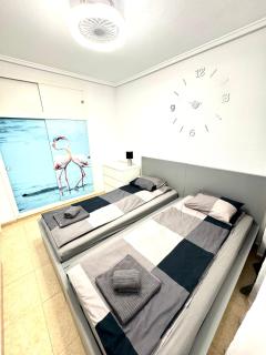 Apartment ZuMiFra with swimming pool, 300 m from the sea, with beautiful sandy beach La Mata - La Mata - 2