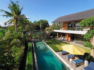 Villa Kimaya - 5-bed Berawa Luxury Villa with Complimentary Pool Fence - Canggu - 0