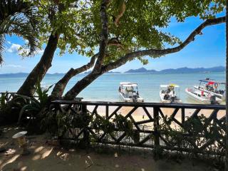 Doublegem Beach Resort and Hotel - El Nido - 6