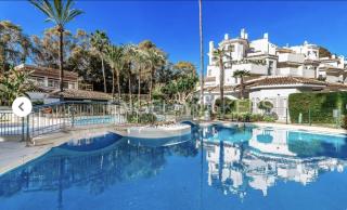 Beach (3mins walk) Apartment. Newly Renovated. - Marbella - 8