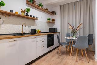 City Center Elegance - Stylish 2BR Apartment at Piata Amzei - 7