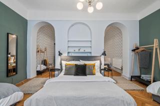 Charles Bridge Historical APTs by Michal&Friends - 4