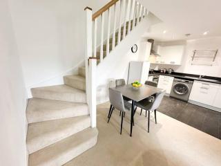 Bourneville House by Blue Skies Stays - Stockton-on-Tees - 2