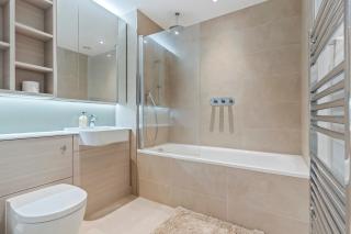 Elegant 2Bed on 20th Floor Near Many Attractions - Londra - 2