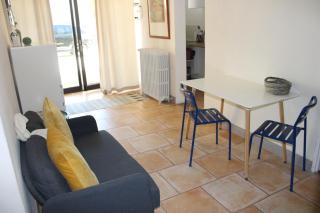 Agréable appartement P2 Centre ville au calme. - Nimes - 7