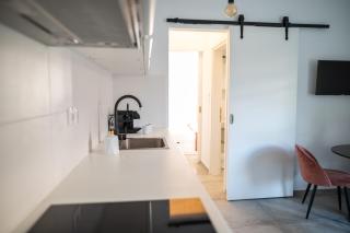 Cozy & Chic - 1 bd Apartment - 9