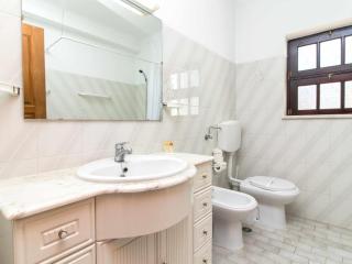 Villa Dogueno- Privat Pool & Privacy & Albufeira Center - 4