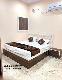 The Orchid Villa Homestay - 9