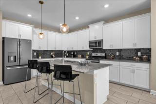 6 Bedrooms- 5 Bathrooms- Storey Lake 2809 Bd - Kissimmee - 7