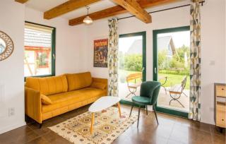 2 Bedroom Awesome Home In Rowy - Rowy - 8
