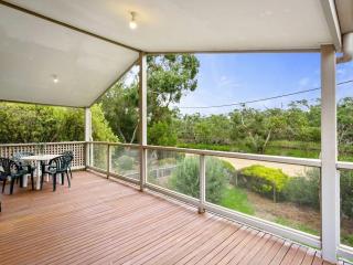Anglesea's Hidden Riverside Gem by Ready Set Stay - Anglesea - 1