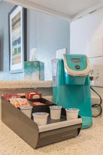 One Bed One Bath Affordable Apt With Balcony - Dallas - 5