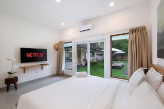 Best Location 7 Bed, 7,5 Bath Pool Villa, near beach - 9