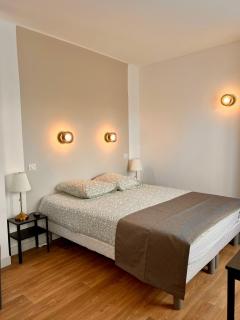 Studio 4 pers face gare SNCF Appart Hotel le Cygne D4 - Bourges - 6