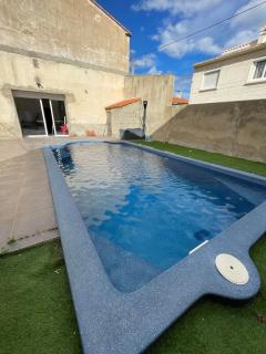 Spacieuse villa a St Cyprien pour 15 - 0