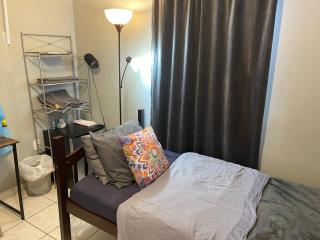 Best Value inside City Miami, Near Airport, Beach, Center & Metro - Miami - 4