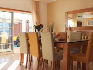 Villa Girassol - Privat Pool & Garage & Albufeira Center - Albufeira - 6