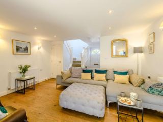 3 Bed in Thornham KT104 - Thornham - 4