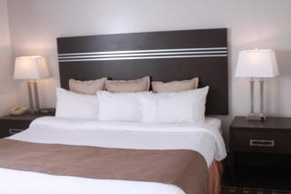 Super 8 by Wyndham Valemount - Valemount - 8