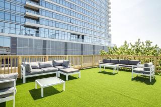 Luxury Downtown Penthouse with Private Rooftop - 4