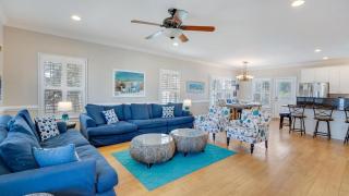 Hook, Wine & Sinker - 3rd Row - Crescent Beach Section - Myrtle Beach - 4
