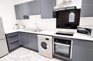 FREE PARKING - Cosy 2-BR Flat near Salford Royal - Manchester - 7