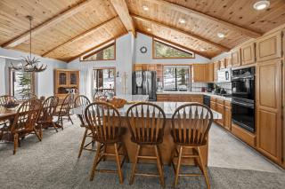 4 Bedroom Home at 392 Skidder Trail - 3